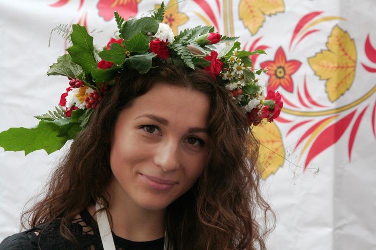 Венки своими руками, мастер класс. Плетение цветочных венков Венки своими руками, мастер класс. Плетение цветочных венков
